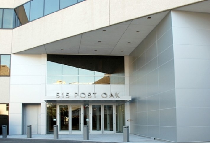 515 Post Oak Grand Entrance