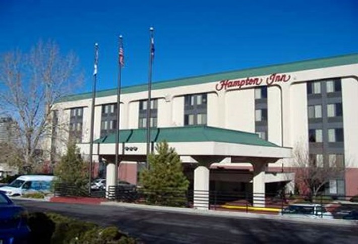 hampton-inn-denver-southeast