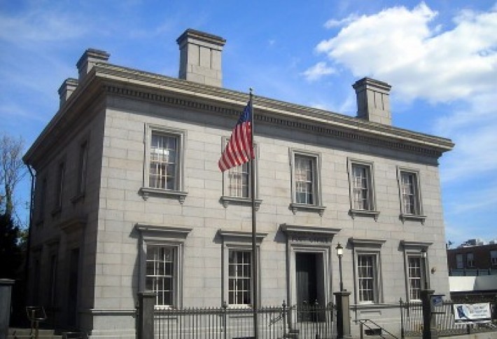 800px-Post_Office_Georgetown-400x292